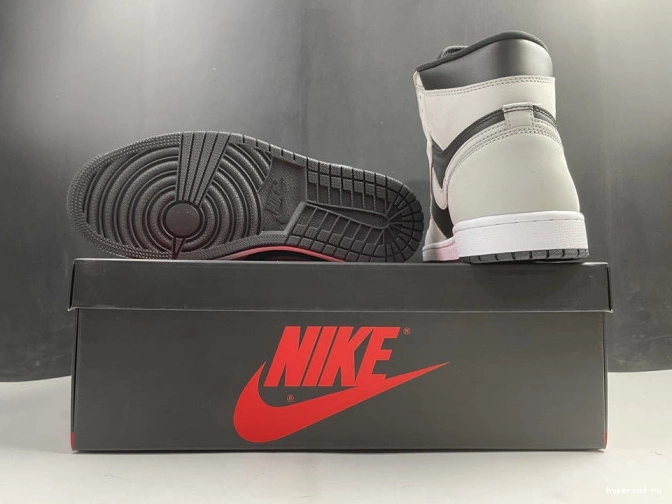 Jordan High 555088-035 Smoke White Grey Retro Light Black 1 Air 0804